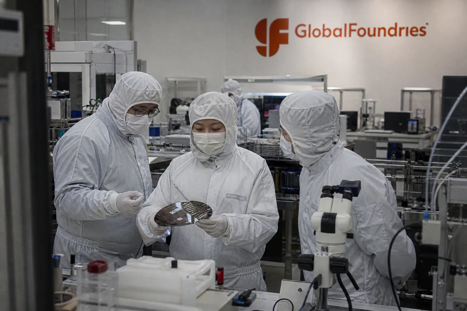 Expansion de QED Technologies et stratégie photonique de GlobalFoundries