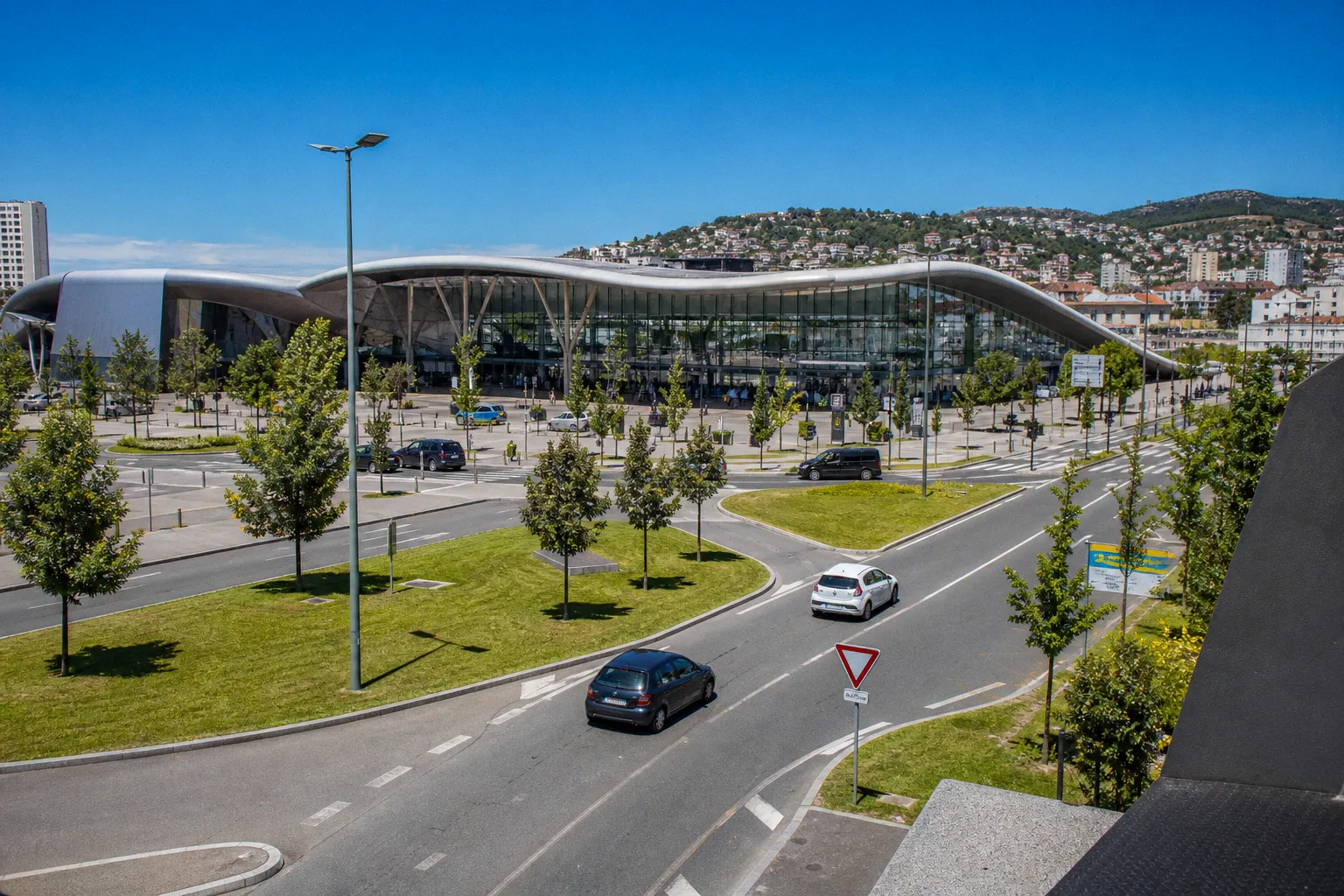 Location de voiture à Saint-Étienne : guide pratique
