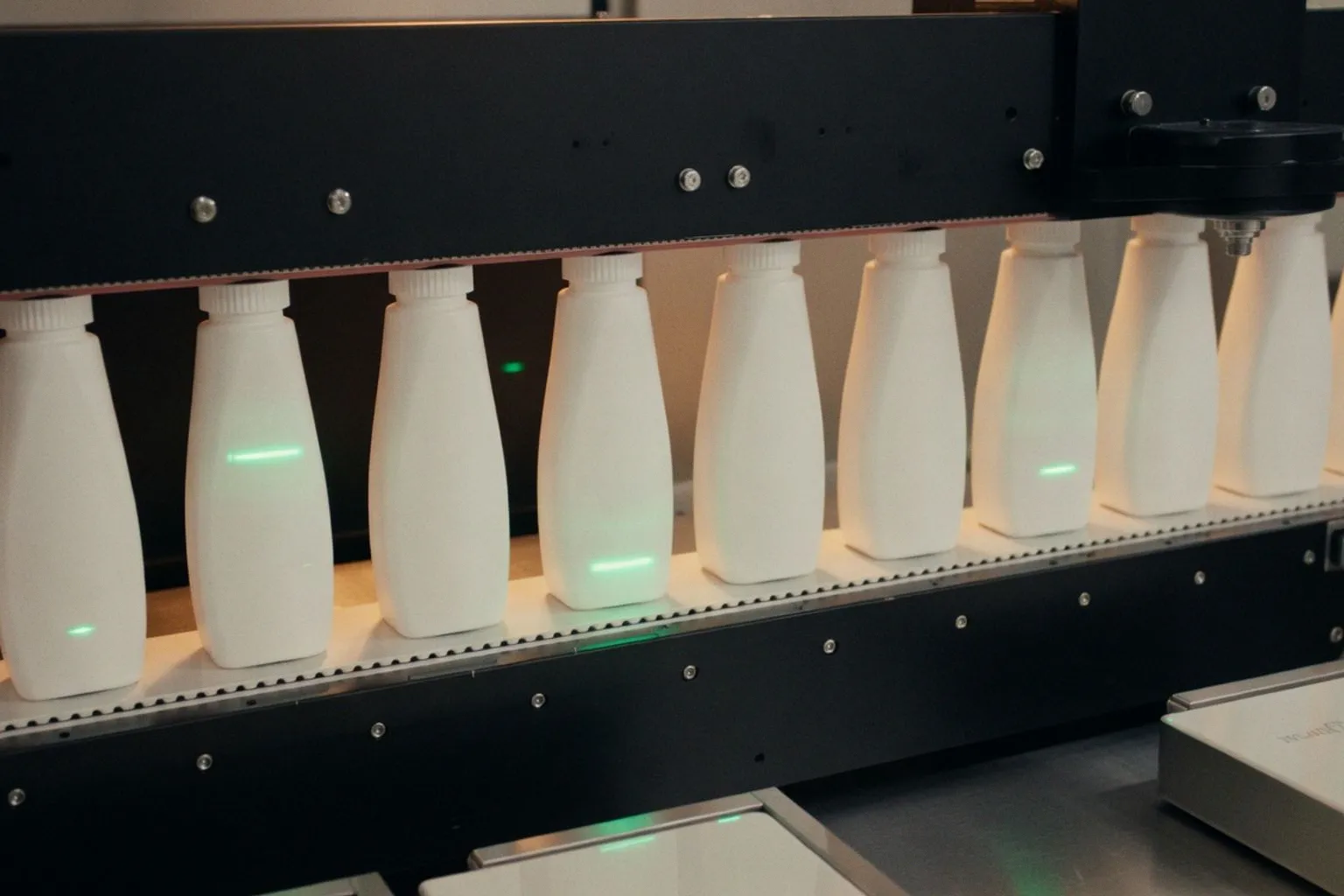 Un micromiroir MEMS révolutionne le contrôle 3D des faisceaux laser